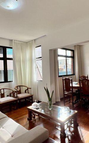Apartamento à venda com 260m², 4 quartos e 2 vagas Apartamento à venda com 260m², 4 quartos e 2 vagasSala