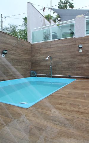 Casa de condomínio à venda com 350m², 5 quartos e 2 vagasPiscina