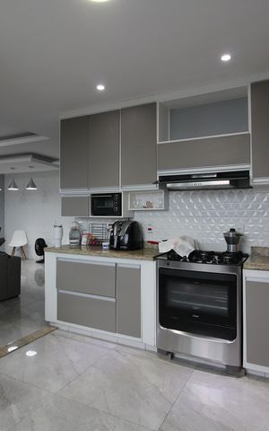 Casa de condomínio à venda com 350m², 5 quartos e 2 vagasCozinha