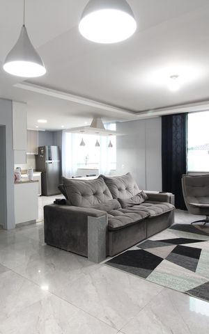 Casa de condomínio à venda com 350m², 5 quartos e 2 vagasSala