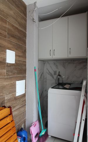 Casa de condomínio à venda com 350m², 5 quartos e 2 vagasÁrea de Serviço