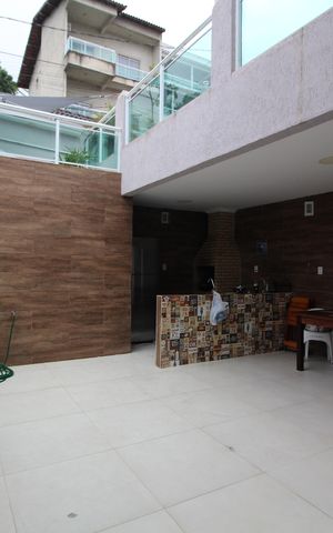 Casa de condomínio à venda com 350m², 5 quartos e 2 vagasÁrea Externa
