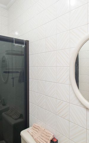 Casa à venda com 250m², 4 quartos e 2 vagas Casa à venda com 250m², 4 quartos e 2 vagasBanheiro de serviço
