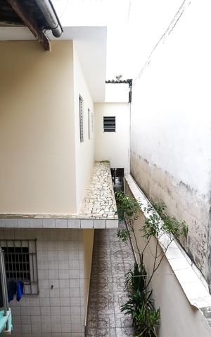 Casa para alugar com 50m², 2 quartos e 1 vaga Casa para alugar com 50m², 2 quartos e 1 vagaQuarto 2 vista