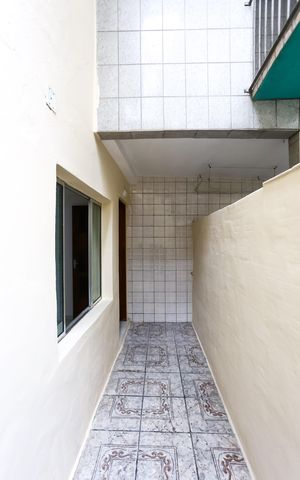 Casa para alugar com 50m², 2 quartos e 1 vaga Casa para alugar com 50m², 2 quartos e 1 vagaQuintal