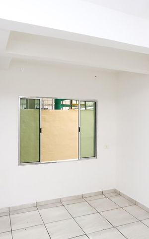 Casa para alugar com 50m², 2 quartos e 1 vaga Casa para alugar com 50m², 2 quartos e 1 vagaSala