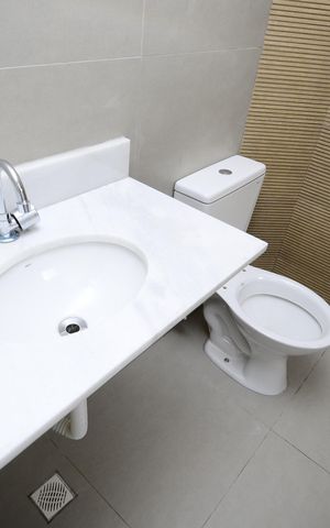 Apartamento para alugar com 34m², 2 quartos e sem vagaBanheiro