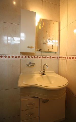 Casa para alugar com 159m², 2 quartos e 2 vagasBanheiro Social