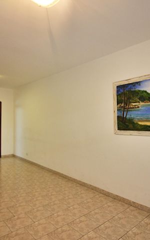 Casa para alugar com 159m², 2 quartos e 2 vagasSala