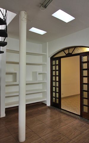Casa para alugar com 159m², 2 quartos e 2 vagasCopa