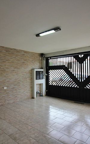 Casa para alugar com 159m², 2 quartos e 2 vagasGaragem