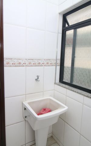 Apartamento à venda com 93m², 3 quartos e 1 vagaÁrea de Serviço