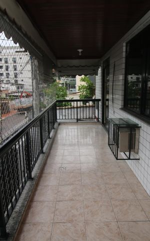 Apartamento à venda com 93m², 3 quartos e 1 vagaVaranda