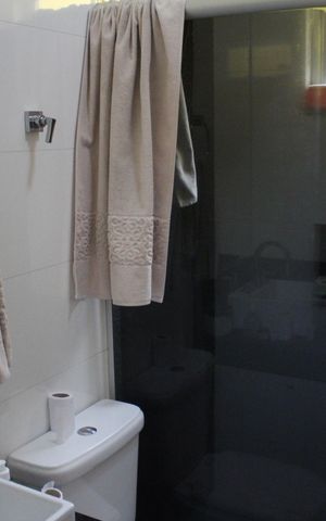 Casa à venda com 315m², 3 quartos e 3 vagasBanheiro da Suíte