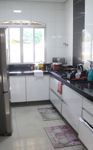 Casa à venda com 315m², 3 quartos e 3 vagasCozinha