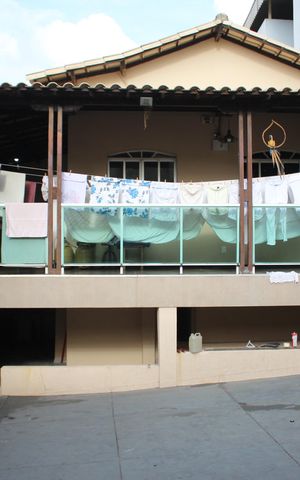 Casa à venda com 315m², 3 quartos e 3 vagasFrente 