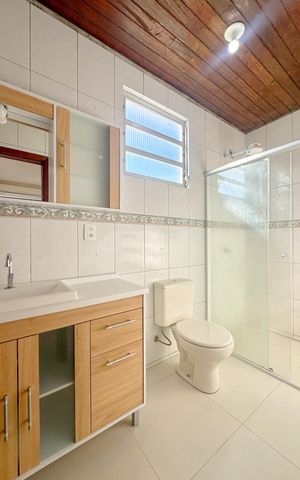 Casa para alugar com 200m², 3 quartos e 2 vagasBanheiro 1