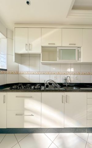 Casa para alugar com 200m², 3 quartos e 2 vagasCozinha