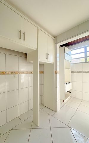 Casa para alugar com 200m², 3 quartos e 2 vagasCozinha