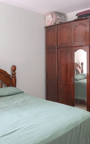 Casa à venda com 200m², 3 quartos e 4 vagas Casa à venda com 200m², 3 quartos e 4 vagasQuarto 1