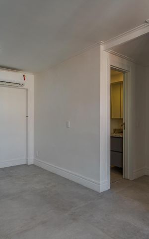 Apartamento à venda com 56m², 2 quartos e 1 vaga Apartamento à venda com 56m², 2 quartos e 1 vagaSala