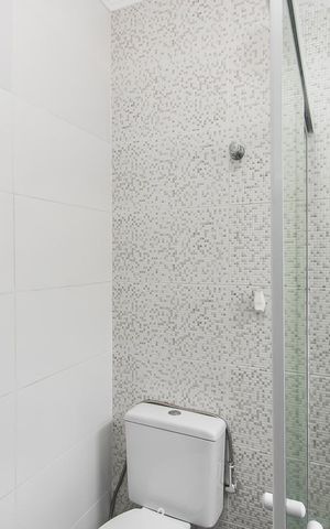 Apartamento à venda com 50m², 2 quartos e sem vaga Apartamento à venda com 50m², 2 quartos e sem vagaBanheiro Social