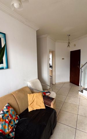 Apartamento para alugar com 176m², 3 quartos e 2 vagasSala