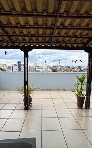 Apartamento para alugar com 176m², 3 quartos e 2 vagasTerraço