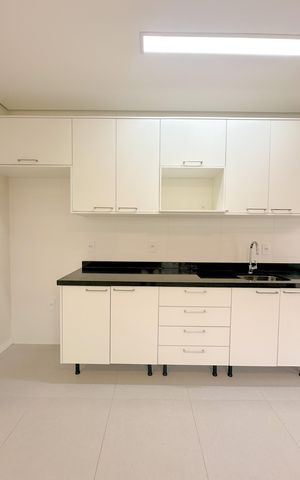 Casa para alugar com 150m², 3 quartos e 2 vagasCozinha