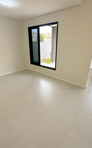 Casa para alugar com 150m², 3 quartos e 2 vagasSala