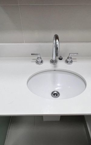 Studio para alugar com 24m², 1 quarto e sem vaga Studio para alugar com 24m², 1 quarto e sem vagaBanheiro