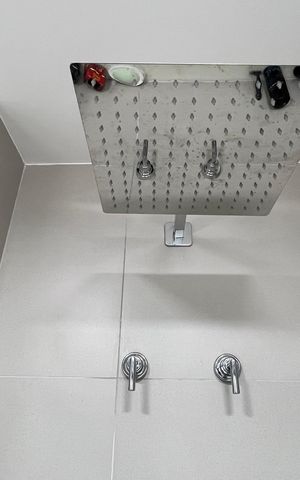 Studio para alugar com 24m², 1 quarto e sem vaga Studio para alugar com 24m², 1 quarto e sem vagaBanheiro