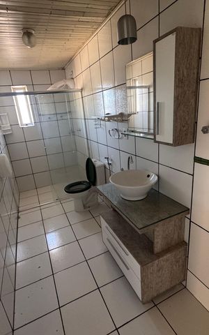 Casa à venda com 262m², 4 quartos e 4 vagas Casa à venda com 262m², 4 quartos e 4 vagasBanheiro Suíte