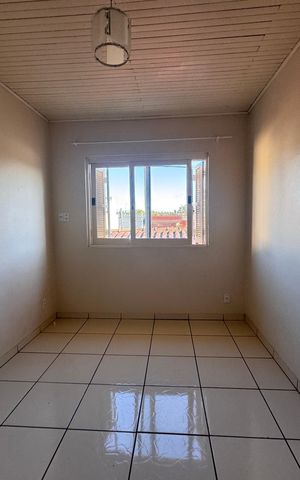 Casa à venda com 262m², 4 quartos e 4 vagas Casa à venda com 262m², 4 quartos e 4 vagasQuarto 1