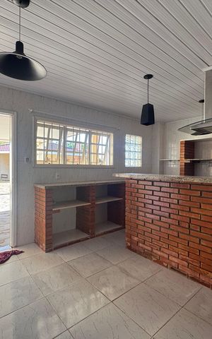 Casa à venda com 262m², 4 quartos e 4 vagas Casa à venda com 262m², 4 quartos e 4 vagasCozinha