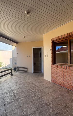 Casa à venda com 262m², 4 quartos e 4 vagas Casa à venda com 262m², 4 quartos e 4 vagasÁrea comum