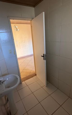 Casa à venda com 262m², 4 quartos e 4 vagas Casa à venda com 262m², 4 quartos e 4 vagasLavabo