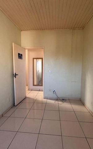 Casa à venda com 262m², 4 quartos e 4 vagas Casa à venda com 262m², 4 quartos e 4 vagasQuarto 1