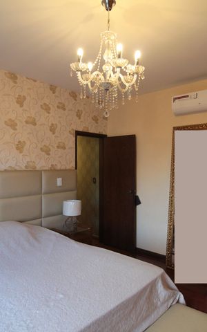 Casa à venda com 380m², 4 quartos e 6 vagasSuíte 1