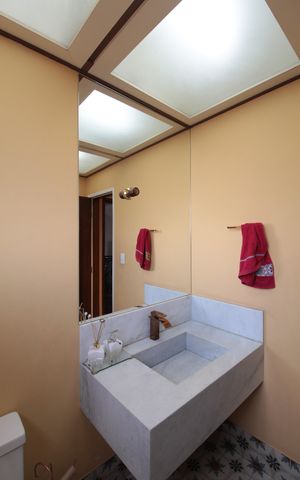 Casa à venda com 380m², 4 quartos e 6 vagasLavabo da Sala de Jantar