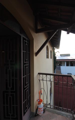 Casa à venda com 380m², 4 quartos e 6 vagasVaranda do Hall dos Quartos