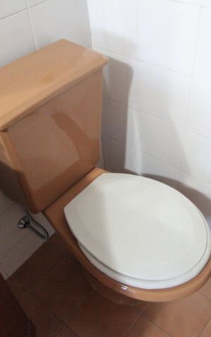 Casa à venda com 380m², 4 quartos e 6 vagasBanheiro da Suíte 1