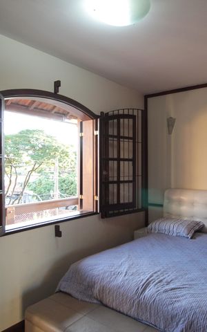 Casa à venda com 380m², 4 quartos e 6 vagasSuíte 2