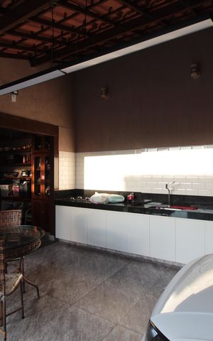 Casa à venda com 380m², 4 quartos e 6 vagasÁrea Gourmet