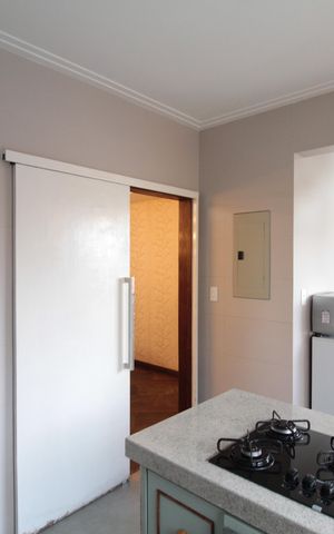 Casa à venda com 380m², 4 quartos e 6 vagasCozinha