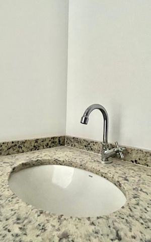 Apartamento para alugar com 27m², 1 quarto e sem vaga Apartamento para alugar com 27m², 1 quarto e sem vagaBanheiro