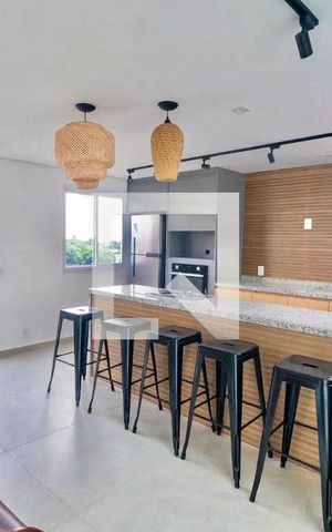 Apartamento para alugar com 27m², 1 quarto e sem vaga Apartamento para alugar com 27m², 1 quarto e sem vagaÁrea comum - Salão de festas