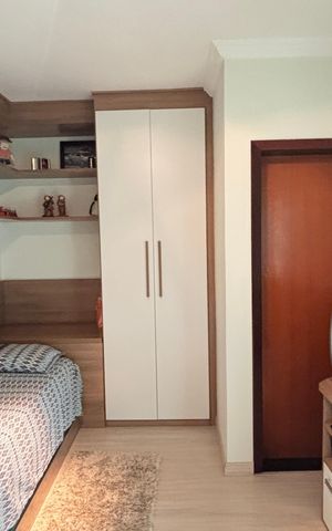 Casa à venda com 246m², 3 quartos e 5 vagas Casa à venda com 246m², 3 quartos e 5 vagasSuite 2