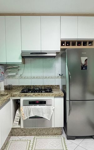 Casa à venda com 246m², 3 quartos e 5 vagas Casa à venda com 246m², 3 quartos e 5 vagasCozinha