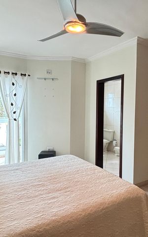 Casa à venda com 246m², 3 quartos e 5 vagas Casa à venda com 246m², 3 quartos e 5 vagasSuite 1